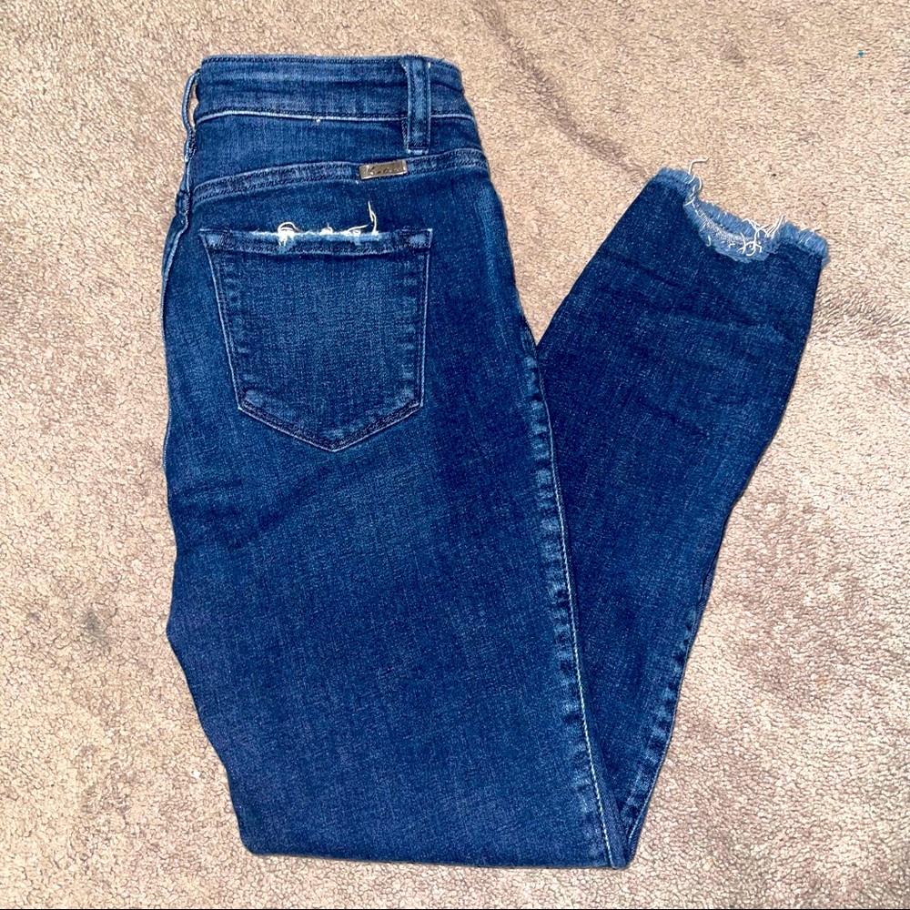 Distressed High Rise KanCan Jeans-size 7/27